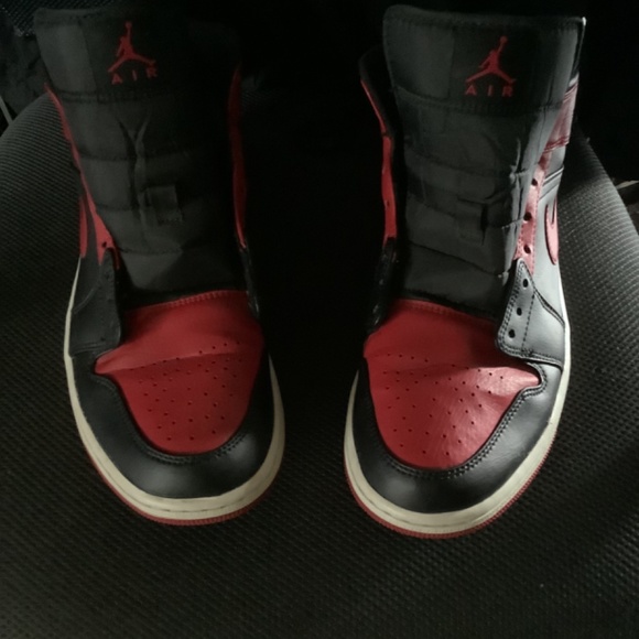 Men’s Retro Air Jordans High Tops size 9 main image 4